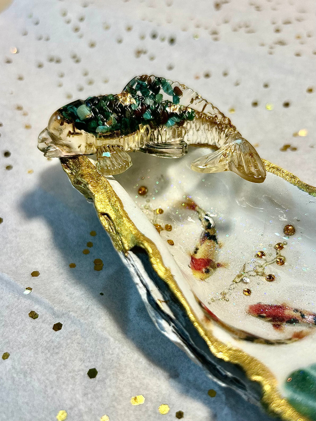 Koi Garden | 4-5” Embellished Oyster Shell with Stand